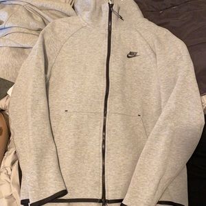 Nike tech fleece windrunner / hoodie bnwot